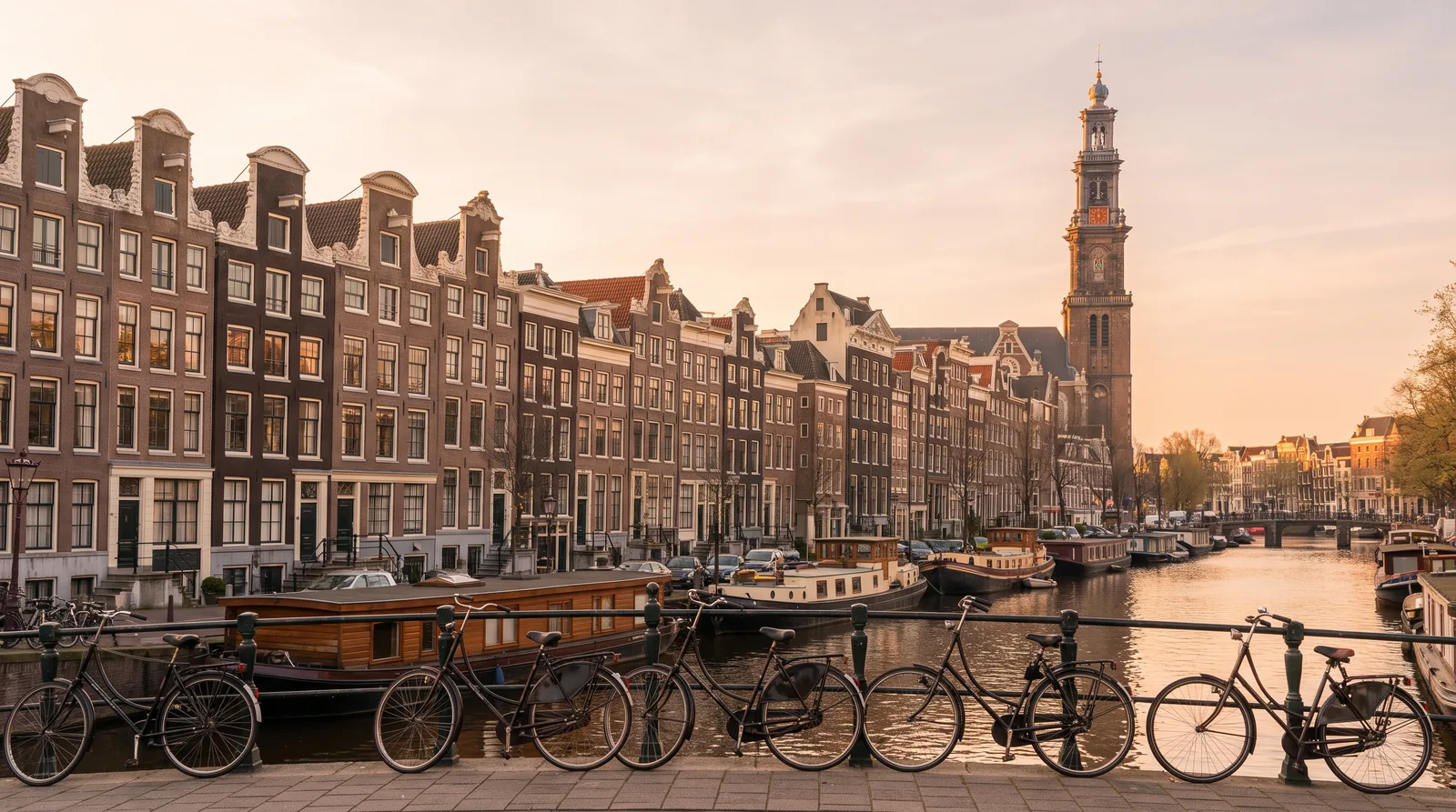 Gracht in Amsterdam waar Feitsma verhuizingen uitvoert